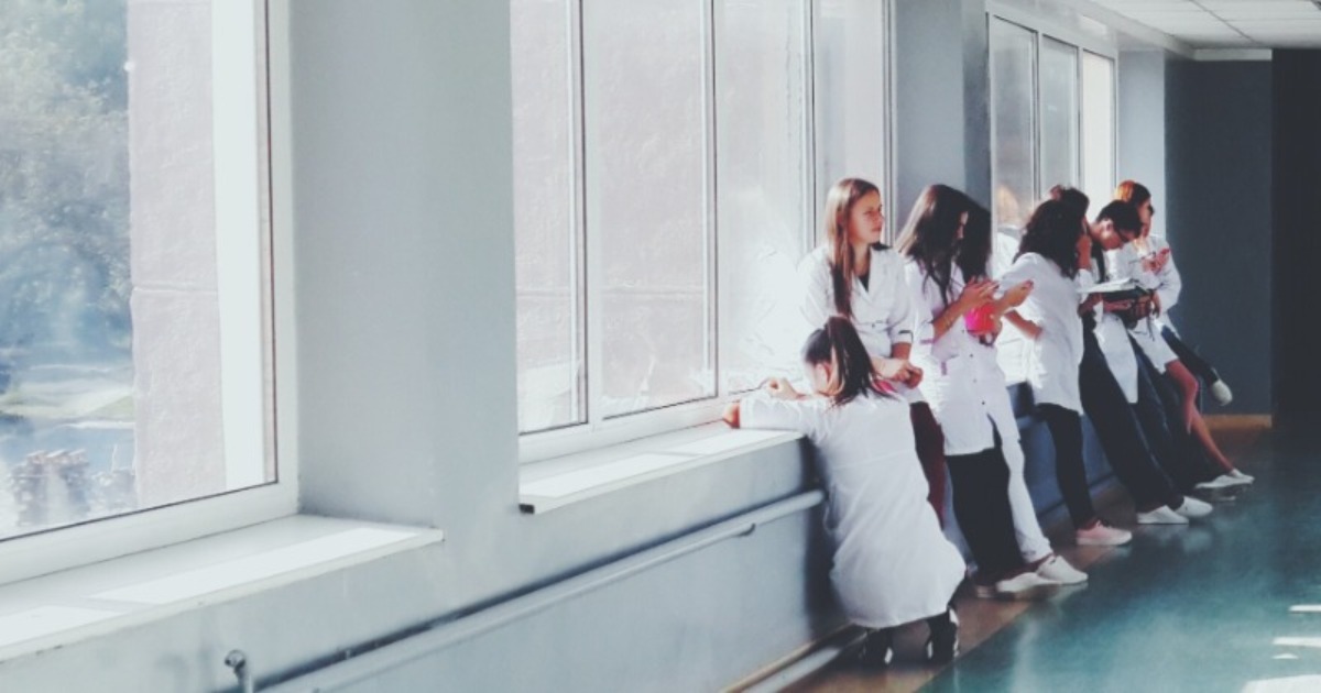 Zeitarbeit in der Pflege: Eine Lösung muss her